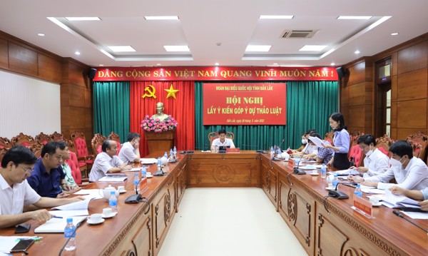 Đoàn Đại biểu Quốc hội tỉnh Đắk Lắk lấy ý kiến góp ý dự thảo Luật