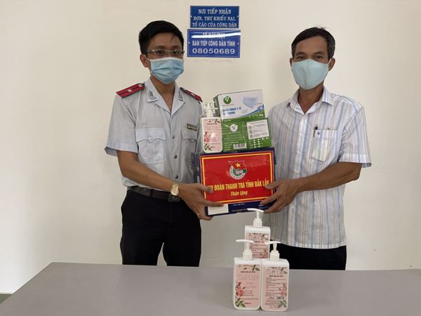 Hoạt động chung tay phòng chống dịch Covid-19