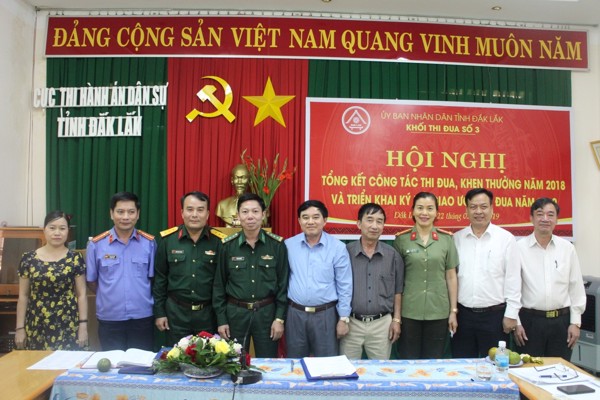 Khối thi đua số 3 - tỉnh Đắk Lắk tổ chức Tổng kết công tác thi đua, khen thưởng năm 2018 và Ký kết giao ước thi đua năm 2019